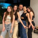 Camila Mendes Instagram - brasil pt 1: goiaba, toddynho, família mendes Brasília, Brazil