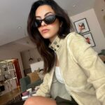 Camila Mendes Instagram - ladies, it’s not too late to invest in the stocking market this holiday season. @loopsbeauty eye masks are low risk with high return!!! available online or @target for my last-minute shoppers 🛍️♥️