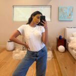 Camila Mendes Instagram - @loopsbeauty 🤝🏽 black friday 🖤 30% off sitewide babyyy