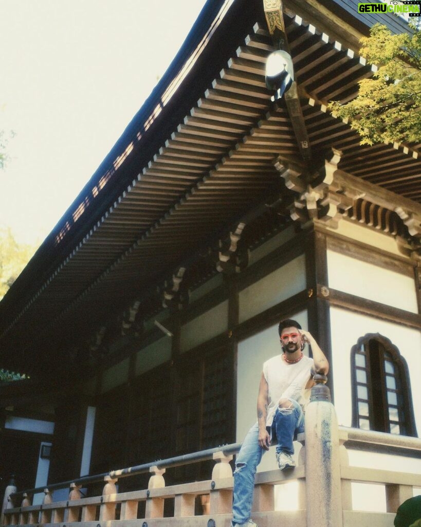 Camilo Instagram - A morning in Yokohama! 🍵🥮 @hikari I loved our talks!!