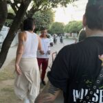 Camilo Instagram - En el aeropuerto, apenas llegué, con el corazón a mil por estar en Montería, una niña me preguntó si podía orar muy rápido. Le dije que sí y dijo: “Gracias Padre, porque Camilo regresó a su casa”. Ahí se completó mi corazón! 1. Volver a 2C 📝 2. Dos Monterianos volviendo a casa. Gracias @manuelturizo por esta invitación. Te admiro profundísimamente. 3. En este patio nunca pasó el tiempo 4. Peto 4 the soul 🥣 5. Mi niñez sigue jugando en estas canchas 6. Timbrando en la primera casa que recuerdo para que me dejaran entrar a recordar. 7. Yo me quedo aquí debajo de la bonga 🌳 8. Vueltiao 9. Lágrimas de nostalgia y ganas de volver a estar ahí. Montería - Córdoba