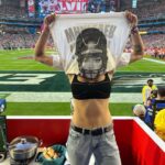 Cara Delevingne Instagram - #teamrihanna State Farm Stadium