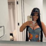 Cardi B Instagram - Having a blast💓