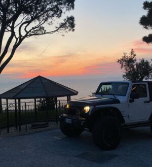 Carlo Pedersoli Jr. Instagram - Siamo piu’ vicini al cielo che al mare.. #CPJr #SkyIsTheLimit #Semento