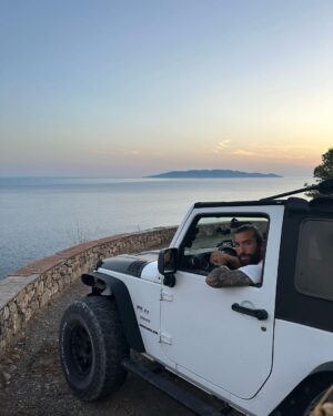 Carlo Pedersoli Jr. Instagram - my 🇮🇹 summer 🌊☀️