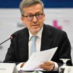 Carlos Moedas Instagram - 📢 Reunião de Câmara descentralizada nas freguesias de Campo de Ourique, Estrela e Misericórdia. Tempo de ouvir as pessoas e trabalhar em soluções para tornar Lisboa melhor. #descentralizada #lisboa #cmlisboa #campodeourique #estrela #misericordia
