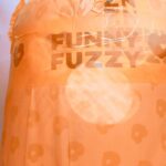 Carlos Nóbrega Instagram - 🐈 this #catbed by @funnyfuzzy_pet @funnyfuzzy_de @funnyfuzzyuk is the purr-fect bed / sofa for your pet! 🐱⠀ ⠀ ⠀ Super styling and comfy!⁣⠀ funnyfuzzy.com⠀ ⠀ ⠀ ⠀ ⠀ #kitten #kittenlove #kittensofinstagram #pets #luxurypetboutique #luxurypetproducts #luxurypets #cnlive #gatos #mascotas #iamisis #soyisis #catbed #makesurecatbed #catinstagram #cats #catofday #stylish #pet #catchair #catstagram⠀ #catking #kittygram #royal #catsnap #猫の日