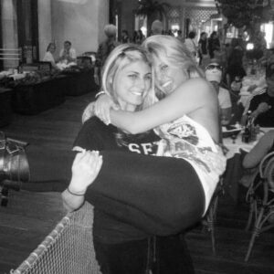 Cassandra Scerbo Instagram - FORTY YEARS OF @alainamarieee!!! 🥳

My beyond beautiful big sister, words could never amount to how much you mean to me. My biggest cheerleader & the life of every party, with the most contagious laugh & biggest heart ❤️.. I am wishing you a new decade filled of everything that lights up your world ✨ You deserve it ALL. To a billion more laughs and endless memories!🥂Happy freakin birthdayyyyy sissypooh!

Forever & then some,
your baby dino 🦖
