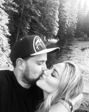 Cassandra Scerbo Instagram - Colorado summer 🫶🏼 🏞️✨