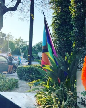 Cassandra Scerbo Instagram - Christmas in June! 🥰 Lovely evening at @thesuttonconcept. Obsessed with my new piece of art by the lovely and talented @danielmiagany & so happy that this purchase is benefitting @lalgbtcenter & @thephluidproject 🫶🏼 #pride2023