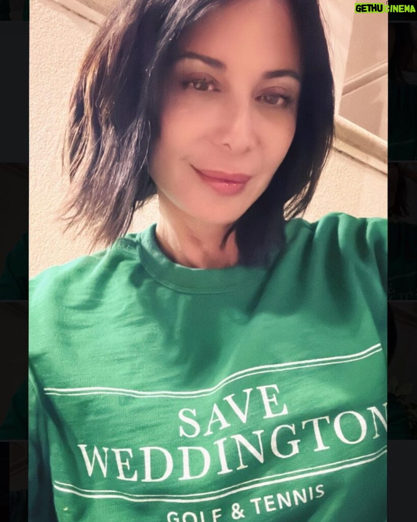 Catherine Bell Instagram - You can be the voice for the 300 + mature trees, wildlife and thousands of sports enthusiasts who enjoy this last 16 acres of green space in Los Angeles @saveweddington_ @AGjeans has launched this line of golf & tennis apparel with a portion of proceeds donated to help fight the development of this historical space.” And the clothes are super cute too!! this sweatshirt is the softest!! 💚 @saveweddington_ @agjeans