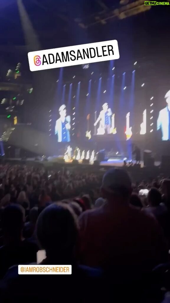 Catherine Bell Instagram - @adamsandler nicest and funniest man around!!!!! And @juddapatow @iamrobschneider @realnickswardson 🤣🤣🤣 such a great night at @amaliearena 👏🏼🌟