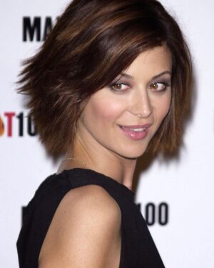 Catherine Bell Instagram - Friday Flashback! To Maxim magazines “Hot 100” party 😉🙈
I haven’t done highlights in so long!! Should I do it again? Or keep it dark? 🤔 
rp: @catherinebellfan