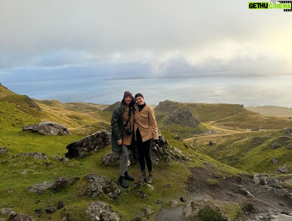 Catherine Bell Instagram - Simply magical ✨ #oldmanofstorr #isleofskye #scotland #highlands @gemmma.bell