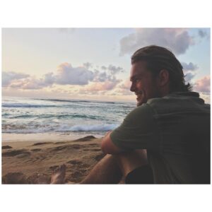 Chad James Buchanan Instagram - You can find happiness resting in the stillness of every moment. This very moment. Even as you're reading this... Smile.
Mahalo to the Universe and to You:
📸: @theashlynshow