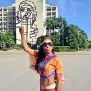 Charles S. Johnson IV Instagram - “YOU CAN KILL THE REVOLUTIONARY, BUT YOU CAN’T KILL THE REVOLUTION” - Fred Hampton. 

7 years today without you, but you really never left us. I know that you never will. Let me show you what I mean when I say “FOREVER”. 🤞🏽💛♾️ #LEGENDSNEVERDIE 
 #KIRAFOREVER 
#LOVEALWAYSWINS
#BLACKMATERNALHEALTHWEEK