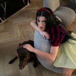 Charli D’Amelio Instagram – snow white ❤️