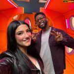 Charli D'Amelio Instagram - im hosting the kids choice awards on march 4th with @nateburleson !!! i can’t wait to show you what we have in store 💚👀🧡 @nickelodeon @kidschoiceawards