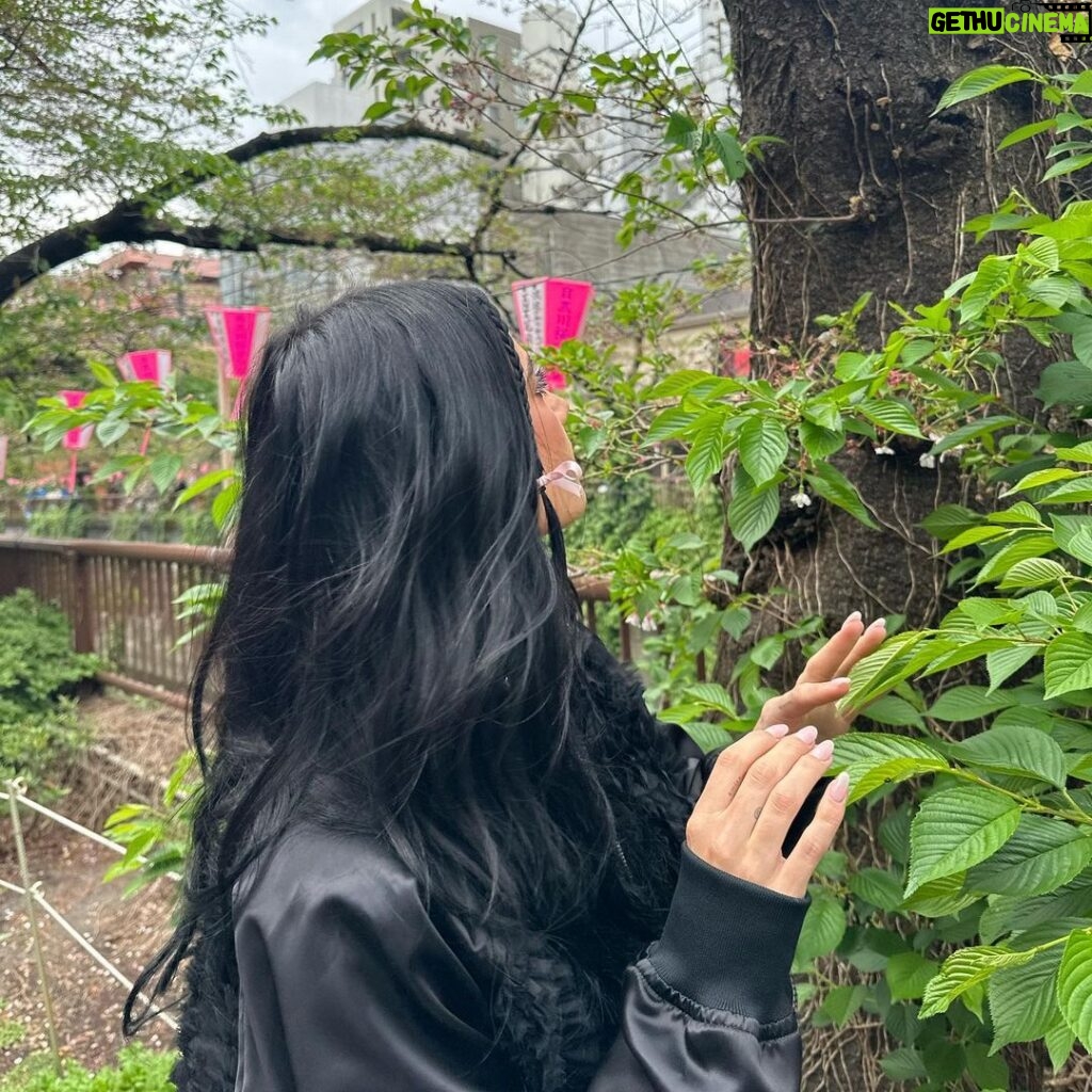 Charli D'Amelio Instagram - tokyo!!! 💕🤍😇 Tokyo, Japan