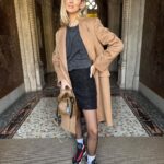 Chiara Ferragni Instagram - Last week in @louisvuitton ✨ For this look I wore pieces from their Women's Cruise 2024 collection mixing timeless and modern details ❤️ #adv #LouisVuitton Milan, Italy