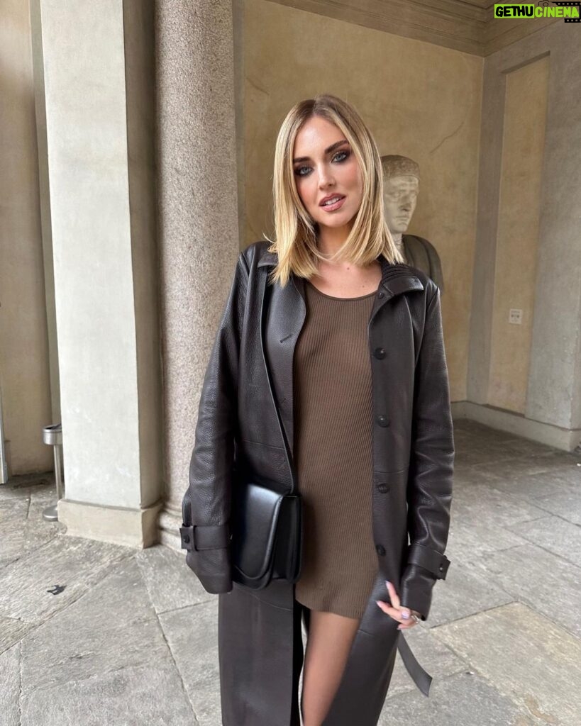 Chiara Ferragni Instagram - Loving this very Italian chic @ferragamo look ❤️ Today I’m wearing these new heeled loafers from the #FerragamoPS24 collection 🥰 #adv #ferragamo Milan, Italy