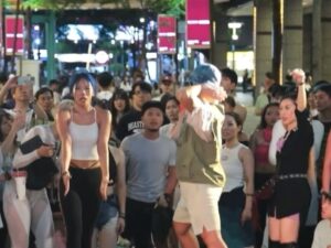 Chise Ninja Instagram - 🇹🇼 📍….
🏆GP Arms Control (no one didn’t walk 😛)
🏆GP Arms control VS Hands Performance 
🏆GP New Way
🏆GP Old Way VS NEW WAY 

Taiwan in 2023 Ally Ball ⚡️ video on YouTube !  #taipeibboycity @taipeibboycity .
.
.
※I should’ve wear shoes when walk New way . Never again ! 
.
And NINJA TIME in Taipei 🖤🌪…
I never meet a lot of Asian NINJA in Asia area,so this happen was makes me happy ✨めちゃ最後の最後までみんなと時間過ごせて、楽しかった😮‍💨🦋.z
.
#armscontrol #handsperformance #newway #oldway  #chiseninja #motherchiseninja #3gp #allyball #2023