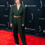 Chloée Deblois Instagram - Les @prixgemeaux 2023 ♥️♥️♥️♥️ Styliste @melaniebrisson_styliste Suit vintage revalorisé par @anomalcouture Mise en beauté @alpersisters Et beaucoup de pliziiiiir 🤗