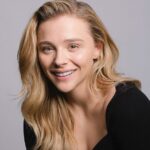 Chloë Grace Moretz Instagram - So excited to share with you #MyPITERAStory with @skii ! It has been almost 4 years since my very first SK-II skincare campaign: Bare Skin Project I remember it was an incredibly special day to go bare skin in such a public way. Here we are, 4 years later taking on the challenge of doing it all over again – no make-up, no filters, just me and my skin! Through this time, I’ve grown so much. Stay tuned for my docu-film where I’ll share just how much has changed in my life and my skin since my 1st bottle of PITERA Essence. #skiipartner