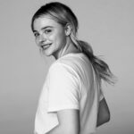 Chloë Grace Moretz Instagram - #challengeaccepted #womensupportingwomen thank you so much for the nomination :) @kathryngallagher @michellepfeifferofficial @sofisia7 @morethanonecher I will DM my nominee’s :)