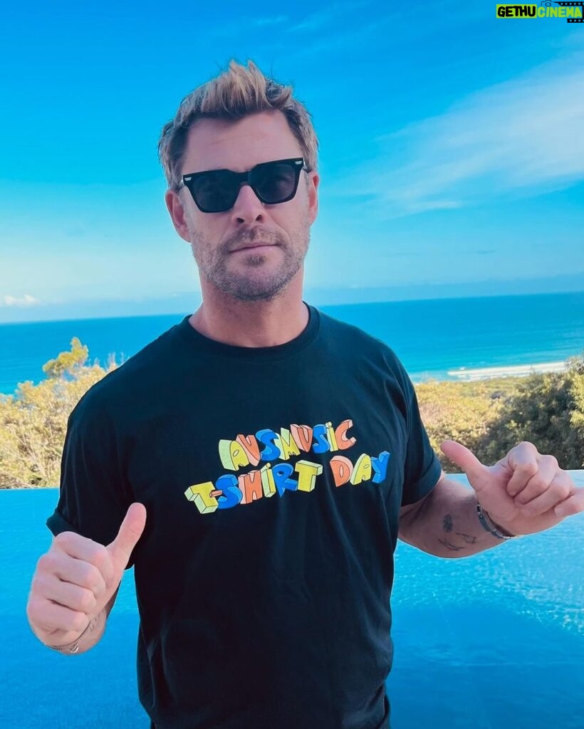 Chris Hemsworth Instagram - Thursday 30 November is Ausmusic T-Shirt Day. WEAR your favorite Aussie music tee and DONATE to Support Act. Head to ausmusictshirtday.org.au to donate.