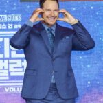 Chris Pratt Instagram - The Guardians take Seoul! 🇰🇷 #gotgvol3 Seoul, Korea