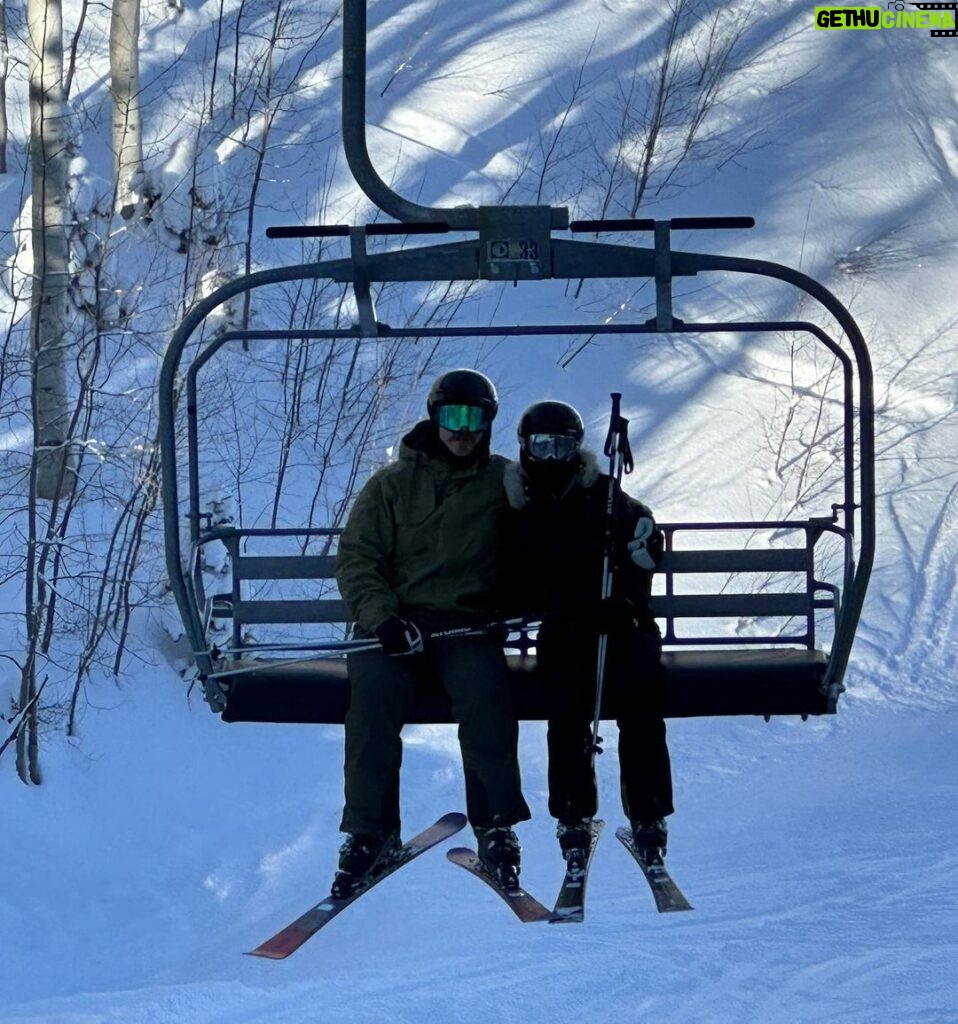 Chris Pratt Instagram - Find you a woman that can ski like a badass all while dressed in black tight fitting ski outfit lookin like storm shadow.