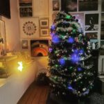Chrissie Swan Instagram - I just read an article on @mamamiaaus saying your tree says everything anyone needs to know about you. So here is mine! What does it tell you about me? I’ll go first: it’s lopsided because it’s too big and too heavy for the tree holder - and I just gave up in the end - shows I believe that near enough is good enough. 😂