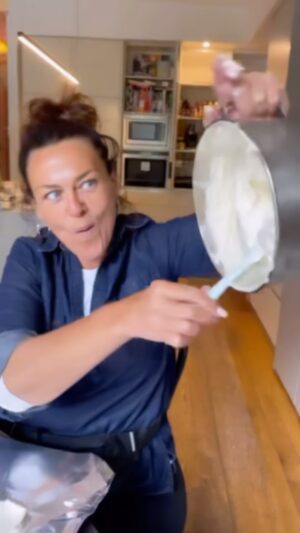 Chrissie Swan Instagram - 🚨 EMERGENCY VLOG ENACTED 🚨 
I am ALARMED by how many people have not stuffed themselves with the greatest and easiest cake on the planet. I can’t believe this is necessary but I won’t SLEEP until we’ve ALL experienced the magic of the CHOCOLATE RIPPLE CAKE! 
Shout out to @sarahmcgilvray @melbournemj @jackcharles @peterecharlton and @gabtully who’s frank and brave admissions made this possible. 

WHAT YOU’LL NEED

500mls Thickened Cream   1 generous squirt of Queen vanilla paste.   1 x 250g pkt Arnott’s Choc Ripple biscuits

WHAT YOU’LL DO:
Whip cream til very thick. 
Build your log (or a wreath! I’ve seen this - looks FAHNCY!)
Biscuit = brick
Cream = mortar
Wrap in foil. 

Refrigerate overnight - don’t believe the recipes that say 6 hours is enough. It isn’t. 

Slice on the diagonal.

Scoff! 
(Not spon btw, totally a community service announcement!)