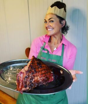 Chrissie Swan Instagram - Merry Christmas Everyone! ❤️ Thankyou for your counsel/advice/recipes/screenshots about the ham. It worked a TREAT! X