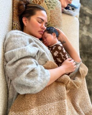 Chrissy Teigen Instagram - all day all day