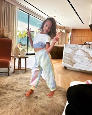 Chrissy Teigen Instagram - 💩