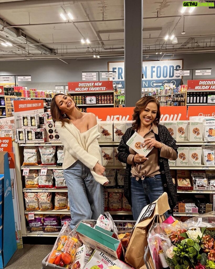 Chrissy Teigen Instagram - Add @SPROUTS to the growing list of where you can now find our @cravingsbychrissyteigen baking mixes!! So that’s Bristol Farms, Kroger, Ralphs, Albertsons, Safeway, and BJ’s! 🥹❤️🥹❤️🥹 yay us, yay me, yay you!!!!!!!