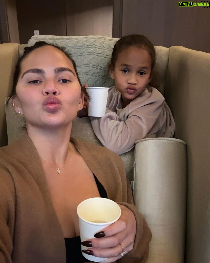 Chrissy Teigen Instagram - all the things!!