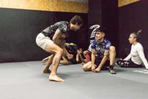 Claudio Puelles Instagram - Fotos del #seminario de @claudio_puelles en #tbp #grappling #visitastbp #ufc #luchadorufc #ufcperu