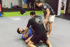 Claudio Puelles Instagram - Fotos del #seminario de @claudio_puelles en #tbp #grappling #visitastbp #ufc #luchadorufc #ufcperu