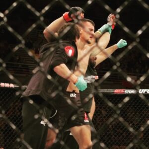 Claudio Puelles Instagram - 🗓️ Flashback Friday 

¿Recuerdan esa noche? 👀
¿Estuviste ahí? Cuéntame cómo lo viviste 🤙🏽
.
.
.
.
.

📸 @kotecruz11 / Mayo 19, 2018

#PrinceOfPeru #ClaudioPuelles #UFC #ArribaPeru #fbf #lutalivre #mma #kneebar #hhm