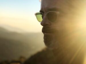 Constantine Markoulakis Instagram - Always the sun #winter #mountains #σαντορεπόδενέχει