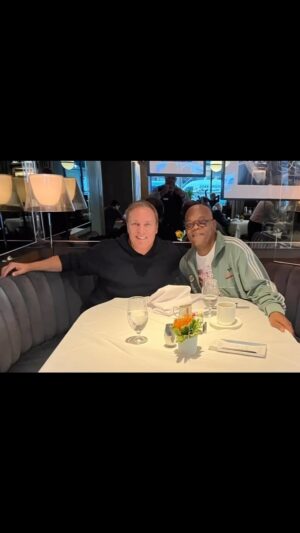 Craig Shoemaker Instagram - Happy birthday to a true GOAT @samuelljackson 

Can you think of anyone (maybe H Ford) who’s been in more huge films?

Great actor, but most important- funny, and good people. 

#samuelljackson #happybirthday #goat #oldfriends #icon