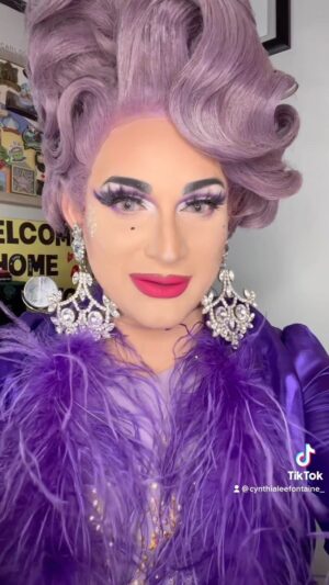 Cynthia Lee Fontaine Instagram - Brasil : Did you watch the latest Episode of the Telenovela #vainafé ?  Jenifer is looking for her real dad . And with her friends, she contact ME to know the TRUTH !!! Am I the FATHER ???? Watch my debut as an actress now on @tvglobo @rupaulsdragrace @worldofwonder 
#tvGlobo #novela #debut #actress #fyp #vainafé #rupaulsdragrace