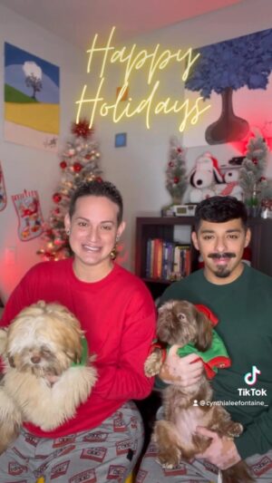 Cynthia Lee Fontaine Instagram - Mis Amores Happy Holidays and a Happy New year ! 
 ¡Mis Amores Felices Fiestas y Próspero Año Nuevo !
#cucufamily #love #Diaz #Barrientos #Cuquito #Viago #rupaulsdragrace #gaycouple #shihtzu #FelizNavidad #merrychristmas #happyHolidays #fyp #viral