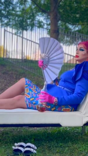Cynthia Lee Fontaine Instagram - 🏠Tomorrow 🏠

Grand Premiere of my New Mini series “Conveniently Cucu”available on my @youtube @instagram  @facebook 
Follow me in this new adventure trying to survive as a Mother , partner , OCD , housekeeping and more ! 

We filmed this before my surgery. With love for all of you Mis amores !

🏠Filming , production and editing by @armando.blue 
🏠Filming assistant by @musssbejusss 
🏠Creative Concept, costume design , make up by me . 

Please support!

#fyp #reels #foryourpage #rupaulsdragrace #ConvenietlyCucu #mocumentary #comedy #drag #actriz #esposa #mother #housekeeping