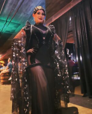 Cynthia Lee Fontaine Instagram - @hiwirebrewing_knx  last night Drag Pride month Celebration Show was extraordinary good ! Thanks to Lesley and Cally for everything! To all the bartenders, DJ , Staff and Drag Performance cast for make this night magical ! And to everyone that attend : thank you so@much for your love , support and encouragement. Knoxville, Tennessee knows how to support drag and the #lgbtq community. Till next time ! 

Thank you to my sister @gcdrag and her drag daughter for the pics , the food and show up and support me and the show ! So happy to see you guys !

#happyPride #fyp #love #knoxville #pridemonth #rupaulsdragrace #drag #dragshow #dragperformer