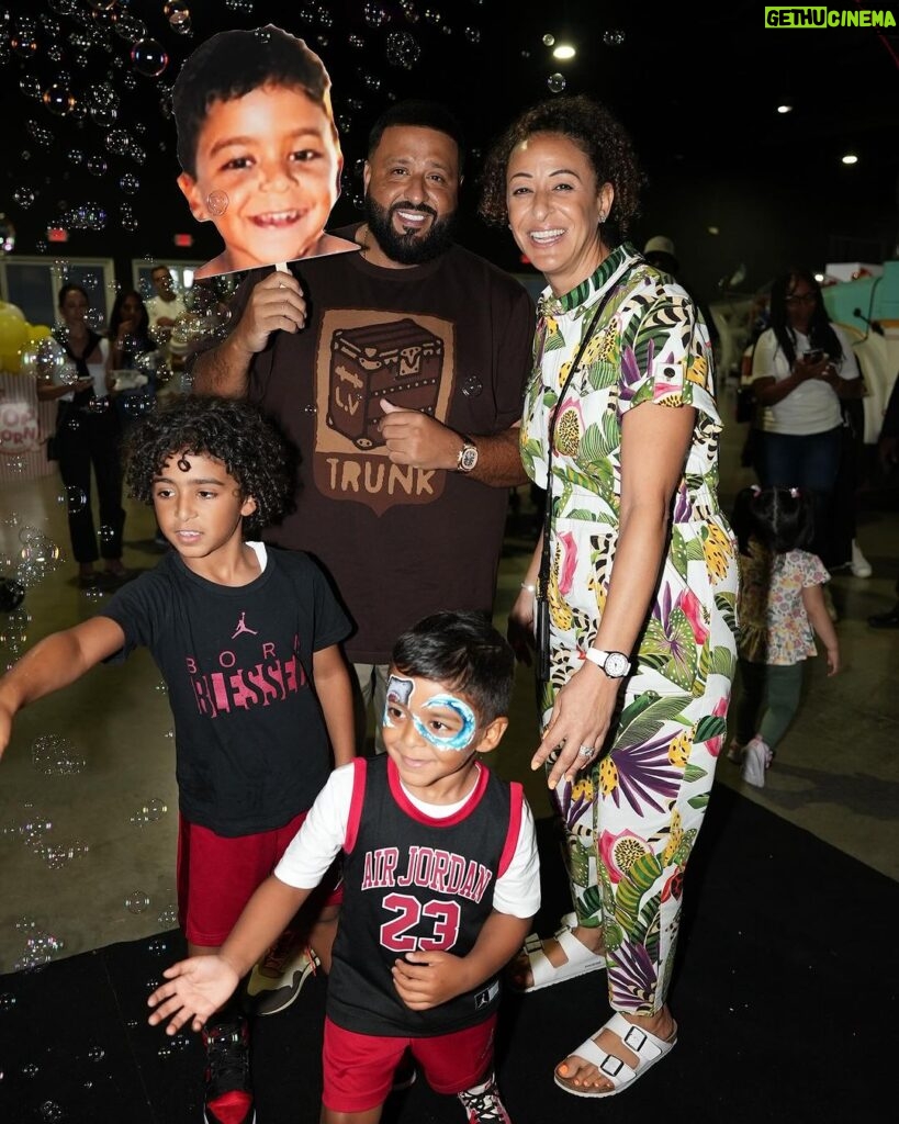 DJ Khaled Instagram - Happy b day to my beautiful amazing incredible son @aalamkhaled !!!! Me mommy Asahd we love you so much ! ALLAH WE LOVE YOU SO MUCH !!!!🤲🏽 ALLAH EVERY BREATH I WILL SHOW YOU GRATITUDE AND PRAISE YOU THANK YOU FOR MY BEAUTIFUL FAMILY ! 🤲🏽 We love you so much !!! HAPPY B DAY AALAM !!! 🤲🏽 AALAM MEANS THE WORLD 🌍! 🤲🏽 IM SO PROUD OF YOU AALAM 🤲🏽! 🌞!