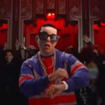 Daddy Yankee Instagram - Tamos’ on fire con estos temas 🔥🔥 La Hora Y El Día @jquiles @dalexmusic ULALA @myketowers Panties y Brasieres @rauwalejandro Bailar Contigo @blackeyedpeas Pendiente a todos los bonus tracks que seguiremos lanzando de LEGENDADDY 🐐 Siempre reaDY! 🔝🔝🔝🔝